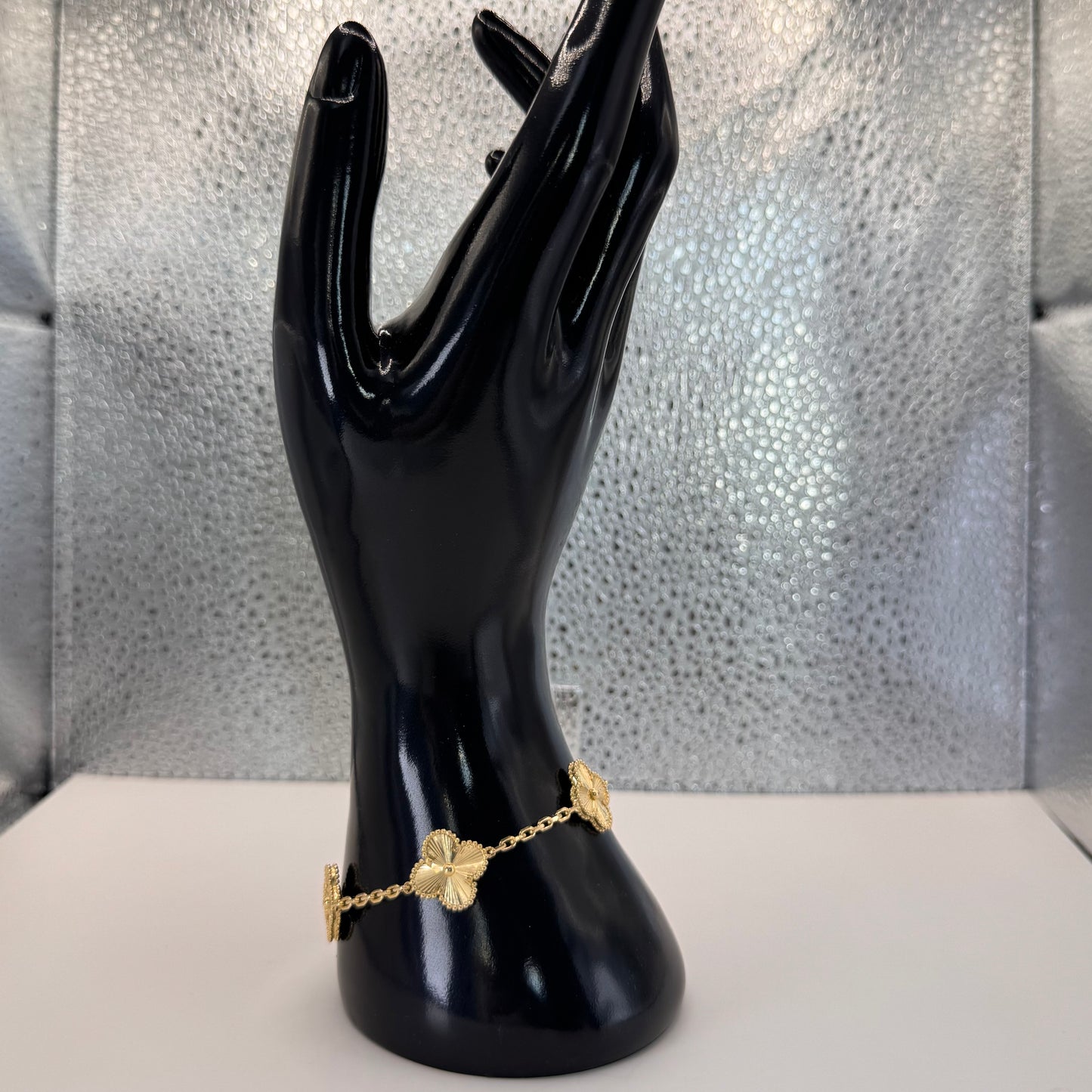 VCA all gold Bracelet - 5 clover