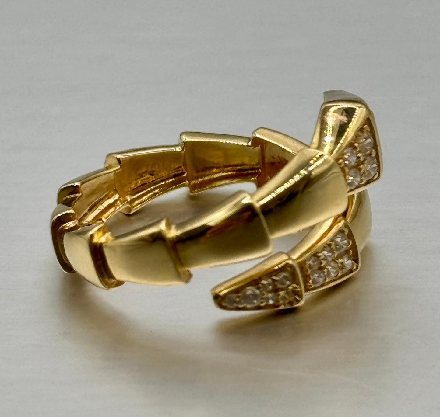Serpenti Ring with stones