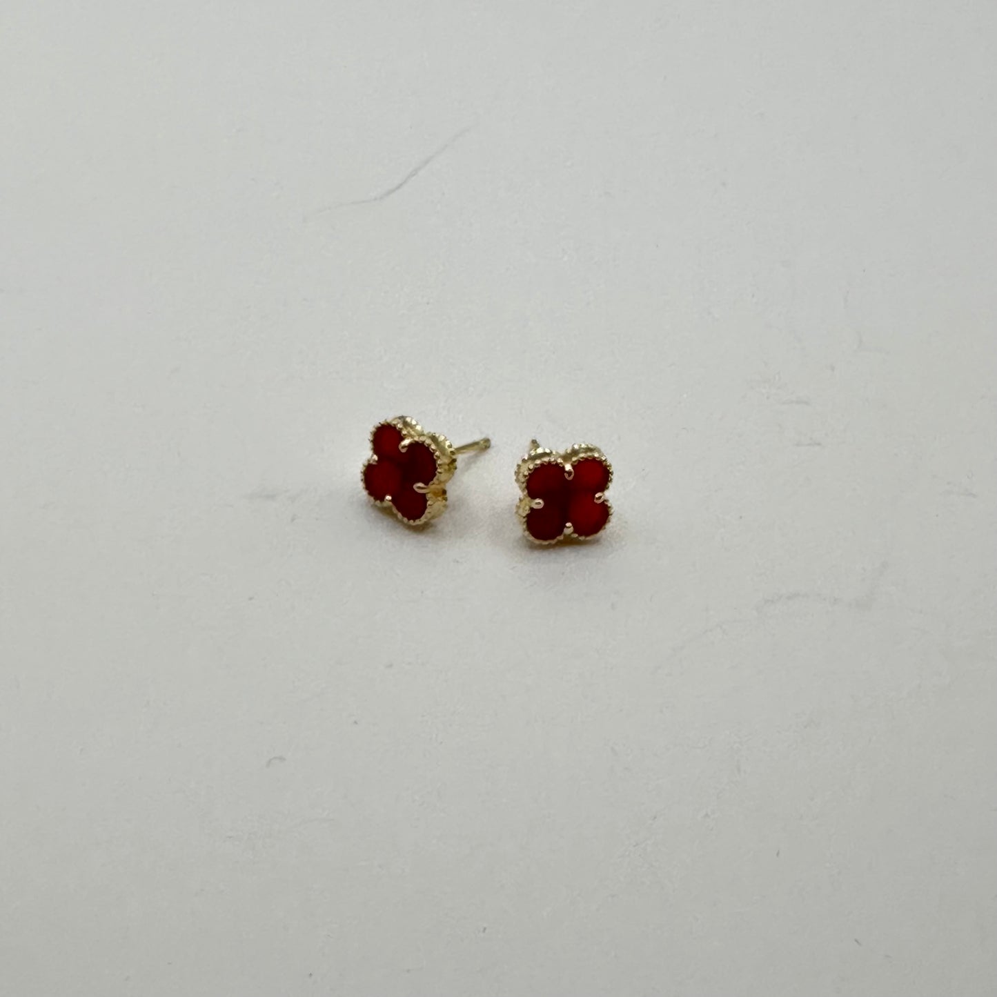 VCA - Clover studs earring -8mm- Red