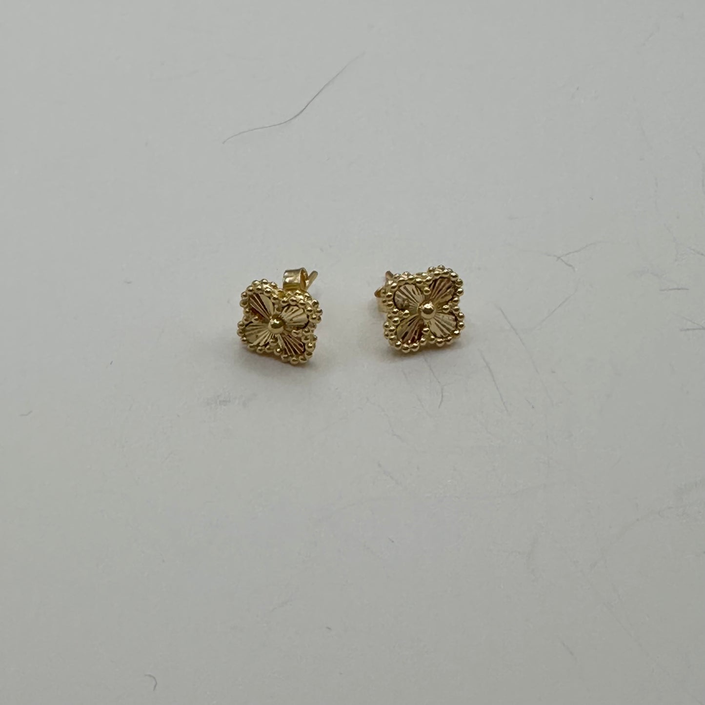 VCA - Clover studs earring -8mm- Gold
