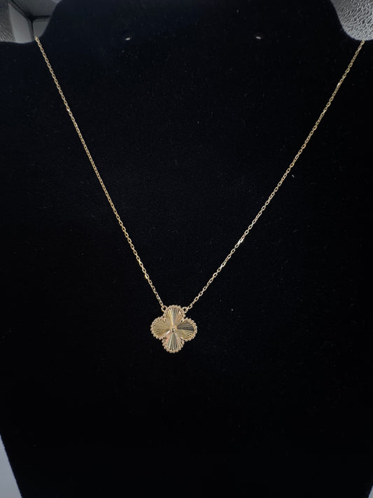 VCA Necklace - All Gold - 15mm Clover